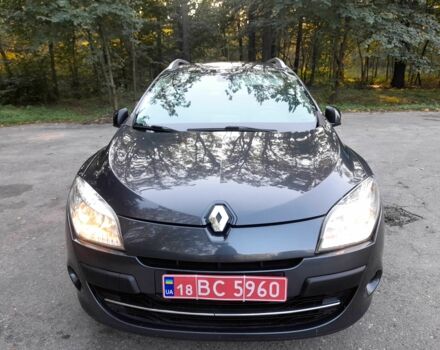 Серый Рено Меган, объемом двигателя 1.4 л и пробегом 254 тыс. км за 6800 $, фото 1 на Automoto.ua