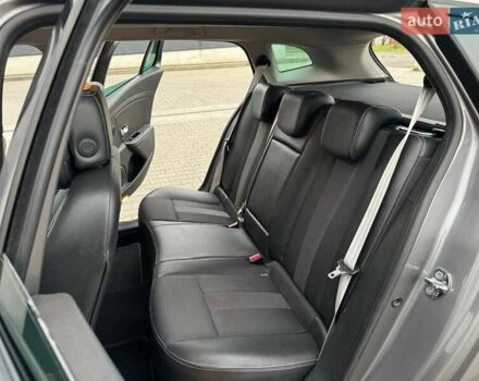 Сірий Рено Меган, об'ємом двигуна 1.4 л та пробігом 216 тис. км за 7700 $, фото 21 на Automoto.ua