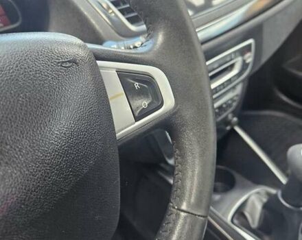 Сірий Рено Меган, об'ємом двигуна 1.5 л та пробігом 200 тис. км за 6950 $, фото 11 на Automoto.ua