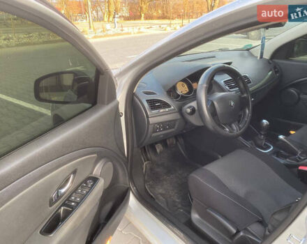 Серый Рено Меган, объемом двигателя 1.46 л и пробегом 258 тыс. км за 6900 $, фото 28 на Automoto.ua