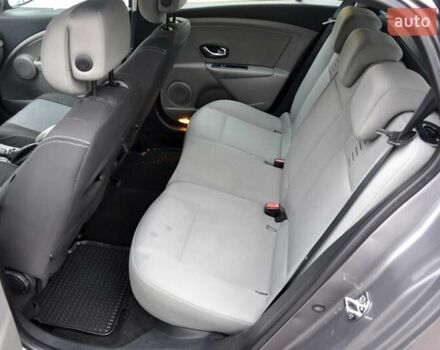 Сірий Рено Меган, об'ємом двигуна 1.5 л та пробігом 250 тис. км за 6500 $, фото 19 на Automoto.ua