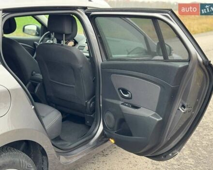 Сірий Рено Меган, об'ємом двигуна 1.46 л та пробігом 270 тис. км за 7800 $, фото 17 на Automoto.ua