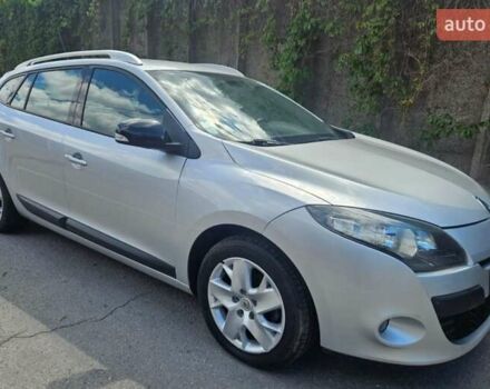 Сірий Рено Меган, об'ємом двигуна 1.5 л та пробігом 200 тис. км за 6950 $, фото 1 на Automoto.ua