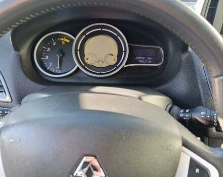 Сірий Рено Меган, об'ємом двигуна 1.5 л та пробігом 229 тис. км за 7600 $, фото 19 на Automoto.ua