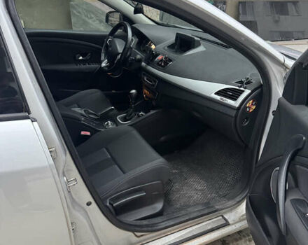 Серый Рено Меган, объемом двигателя 1.9 л и пробегом 213 тыс. км за 7700 $, фото 35 на Automoto.ua