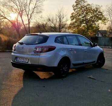Сірий Рено Меган, об'ємом двигуна 1.5 л та пробігом 288 тис. км за 7100 $, фото 9 на Automoto.ua