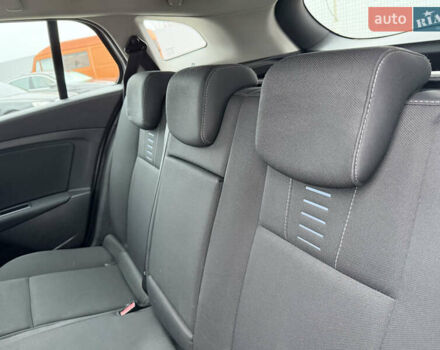 Сірий Рено Меган, об'ємом двигуна 1.6 л та пробігом 182 тис. км за 6699 $, фото 27 на Automoto.ua