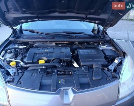 Серый Рено Меган, объемом двигателя 1.4 л и пробегом 215 тыс. км за 5850 $, фото 8 на Automoto.ua