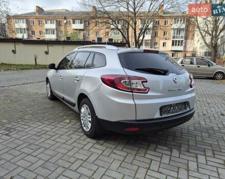 Сірий Рено Меган, об'ємом двигуна 1.46 л та пробігом 252 тис. км за 7300 $, фото 15 на Automoto.ua