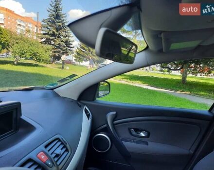 Серый Рено Меган, объемом двигателя 1.6 л и пробегом 194 тыс. км за 8100 $, фото 64 на Automoto.ua