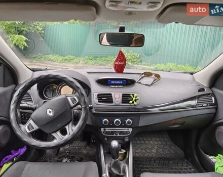 Серый Рено Меган, объемом двигателя 1.46 л и пробегом 250 тыс. км за 6900 $, фото 7 на Automoto.ua