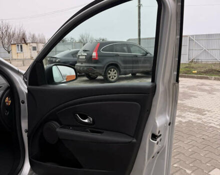 Сірий Рено Меган, об'ємом двигуна 1.6 л та пробігом 182 тис. км за 6699 $, фото 28 на Automoto.ua