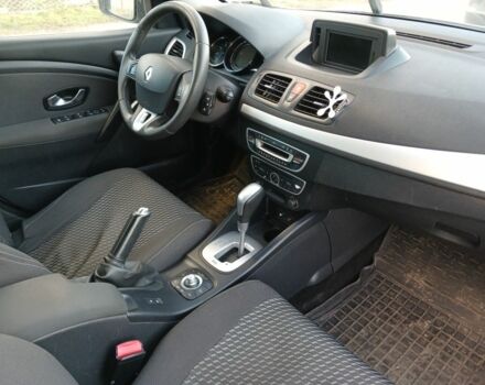 Сірий Рено Меган, об'ємом двигуна 1.5 л та пробігом 295 тис. км за 3600 $, фото 4 на Automoto.ua