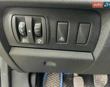 Серый Рено Меган, объемом двигателя 1.46 л и пробегом 241 тыс. км за 7500 $, фото 14 на Automoto.ua