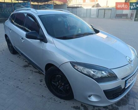 Серый Рено Меган, объемом двигателя 1.46 л и пробегом 305 тыс. км за 6500 $, фото 1 на Automoto.ua