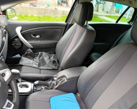 Серый Рено Меган, объемом двигателя 1.5 л и пробегом 245 тыс. км за 6500 $, фото 2 на Automoto.ua