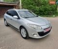 Сірий Рено Меган, об'ємом двигуна 1.6 л та пробігом 192 тис. км за 7600 $, фото 1 на Automoto.ua