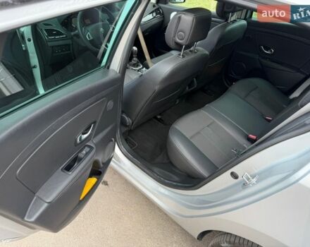 Серый Рено Меган, объемом двигателя 1.46 л и пробегом 218 тыс. км за 8000 $, фото 14 на Automoto.ua