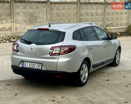 Серый Рено Меган, объемом двигателя 1.46 л и пробегом 274 тыс. км за 6300 $, фото 16 на Automoto.ua