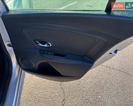 Серый Рено Меган, объемом двигателя 1.5 л и пробегом 249 тыс. км за 9400 $, фото 51 на Automoto.ua