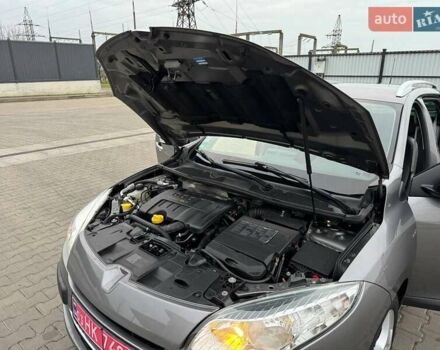 Сірий Рено Меган, об'ємом двигуна 1.4 л та пробігом 216 тис. км за 6500 $, фото 49 на Automoto.ua