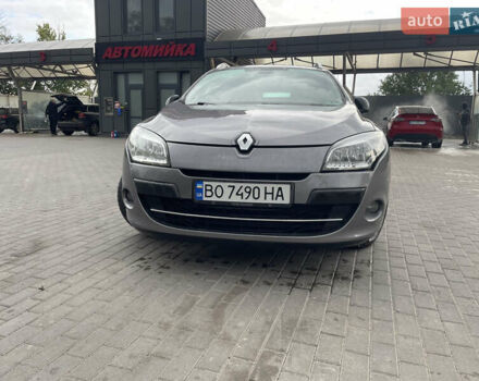 Сірий Рено Меган, об'ємом двигуна 1.4 л та пробігом 185 тис. км за 6800 $, фото 2 на Automoto.ua