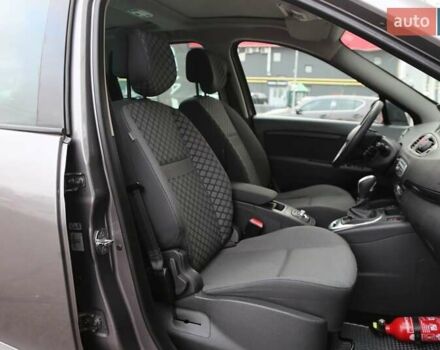 Серый Рено Меган, объемом двигателя 1.46 л и пробегом 176 тыс. км за 8300 $, фото 10 на Automoto.ua