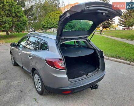 Серый Рено Меган, объемом двигателя 1.6 л и пробегом 194 тыс. км за 8100 $, фото 92 на Automoto.ua