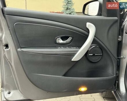 Сірий Рено Меган, об'ємом двигуна 1.4 л та пробігом 216 тис. км за 7700 $, фото 22 на Automoto.ua