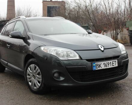 Серый Рено Меган, объемом двигателя 1.4 л и пробегом 250 тыс. км за 5450 $, фото 2 на Automoto.ua