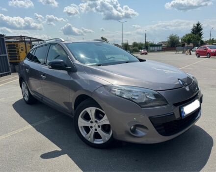 Серый Рено Меган, объемом двигателя 2 л и пробегом 198 тыс. км за 6500 $, фото 3 на Automoto.ua