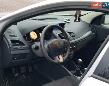 Серый Рено Меган, объемом двигателя 1.5 л и пробегом 249 тыс. км за 6750 $, фото 14 на Automoto.ua