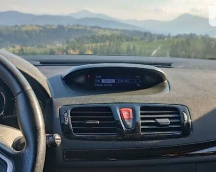 Серый Рено Меган, объемом двигателя 1.46 л и пробегом 251 тыс. км за 8900 $, фото 8 на Automoto.ua