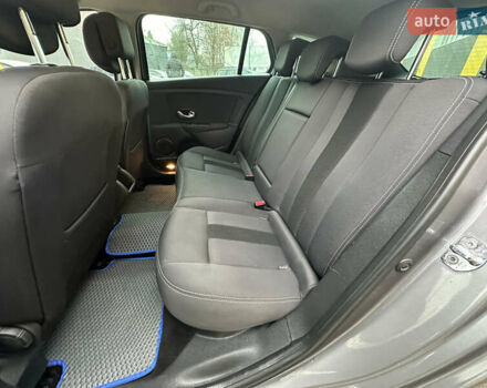 Сірий Рено Меган, об'ємом двигуна 1.87 л та пробігом 200 тис. км за 7700 $, фото 35 на Automoto.ua