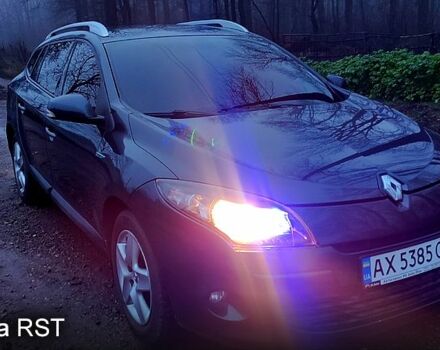 Серый Рено Меган, объемом двигателя 1.5 л и пробегом 193 тыс. км за 6500 $, фото 4 на Automoto.ua