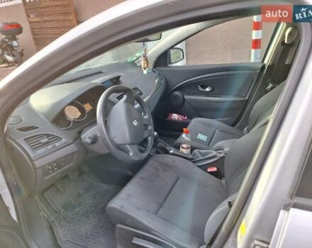 Сірий Рено Меган, об'ємом двигуна 0 л та пробігом 280 тис. км за 3800 $, фото 5 на Automoto.ua