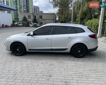 Рено Меган 2011 в Днепре (Днепропетровске) на Automoto.ua Серый Рено Меган, объемом двигателя 1.5 л и пробегом 235 тыс. км за 5999 $, фото 1 на Automoto.ua