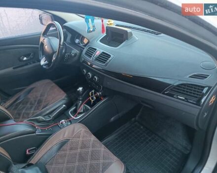 Серый Рено Меган, объемом двигателя 1.46 л и пробегом 305 тыс. км за 6500 $, фото 2 на Automoto.ua