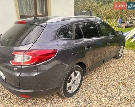 Рено Меган 2011 в Косове на Automoto.ua Серый Рено Меган, объемом двигателя 1.46 л и пробегом 254 тыс. км за 6999 $, фото 16 на Automoto.ua