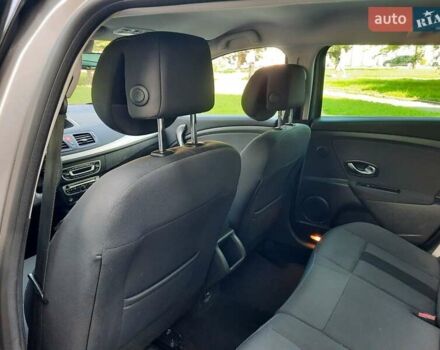 Серый Рено Меган, объемом двигателя 1.6 л и пробегом 194 тыс. км за 8100 $, фото 74 на Automoto.ua