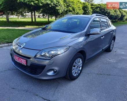Серый Рено Меган, объемом двигателя 1.6 л и пробегом 194 тыс. км за 8100 $, фото 4 на Automoto.ua