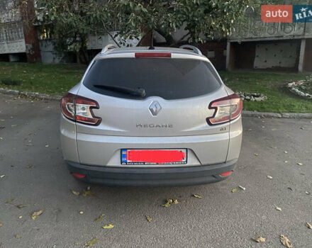 Серый Рено Меган, объемом двигателя 1.5 л и пробегом 242 тыс. км за 7999 $, фото 4 на Automoto.ua