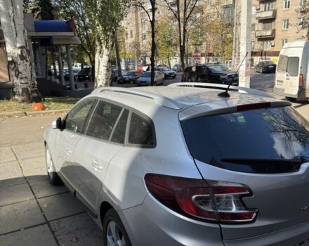 Рено Меган 2011 в Кривом Роге на Automoto.ua Серый Рено Меган, объемом двигателя 1.9 л и пробегом 180 тыс. км за 6350 $, фото 3 на Automoto.ua