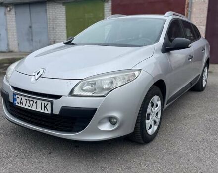 Сірий Рено Меган, об'ємом двигуна 1.46 л та пробігом 268 тис. км за 6400 $, фото 1 на Automoto.ua