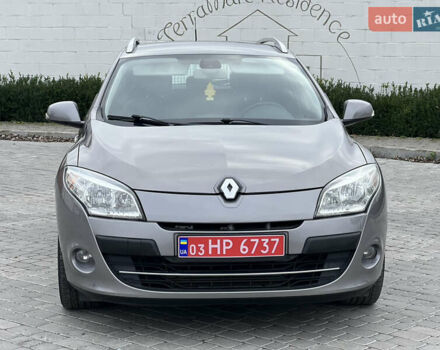 Сірий Рено Меган, об'ємом двигуна 1.5 л та пробігом 199 тис. км за 8250 $, фото 22 на Automoto.ua