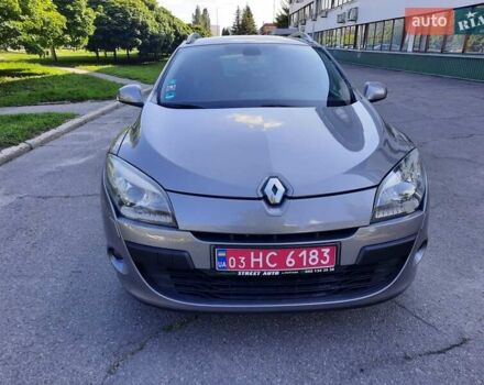 Серый Рено Меган, объемом двигателя 1.6 л и пробегом 194 тыс. км за 8100 $, фото 2 на Automoto.ua