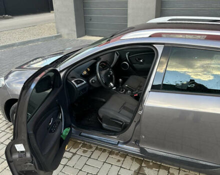 Серый Рено Меган, объемом двигателя 1.4 л и пробегом 266 тыс. км за 5500 $, фото 7 на Automoto.ua