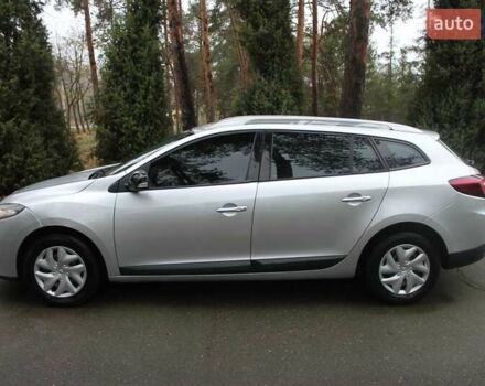 Сірий Рено Меган, об'ємом двигуна 1.5 л та пробігом 270 тис. км за 7200 $, фото 2 на Automoto.ua