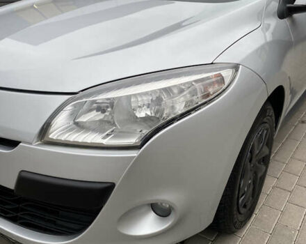 Серый Рено Меган, объемом двигателя 1.5 л и пробегом 277 тыс. км за 6999 $, фото 5 на Automoto.ua