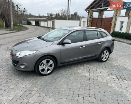 Сірий Рено Меган, об'ємом двигуна 1.5 л та пробігом 199 тис. км за 8250 $, фото 27 на Automoto.ua